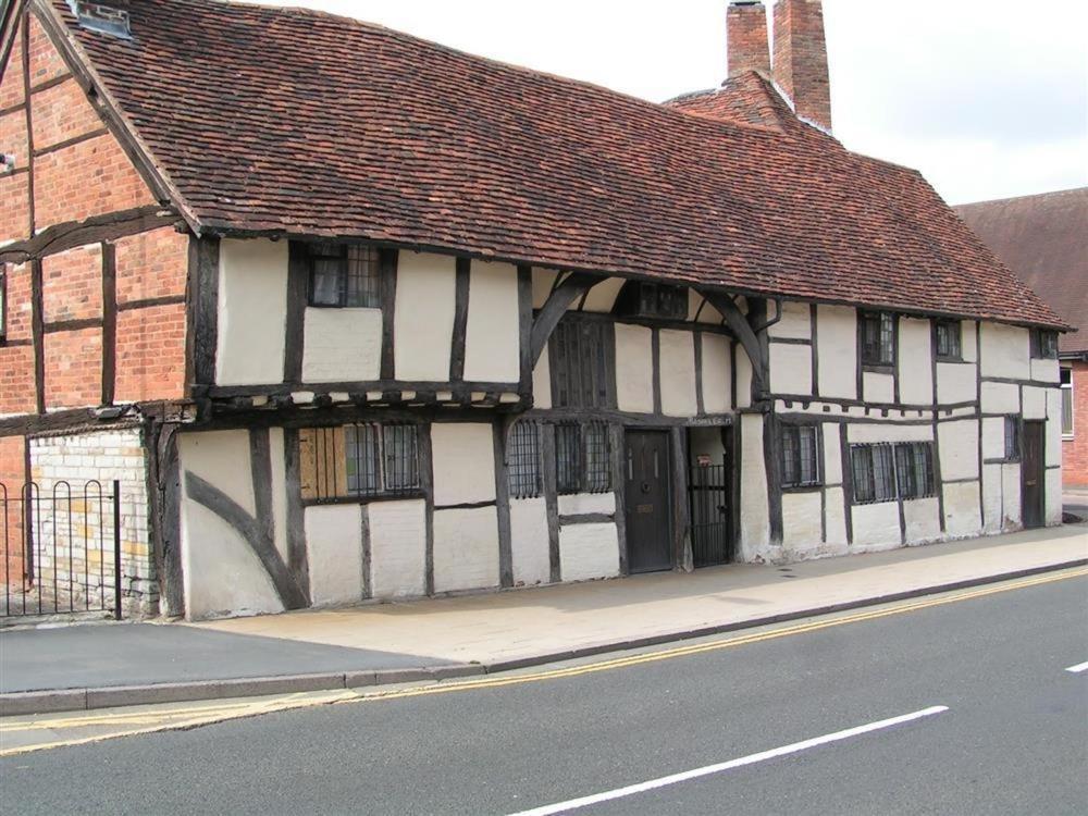 One Masons Court Villa Stratford-upon-Avon Dış mekan fotoğraf